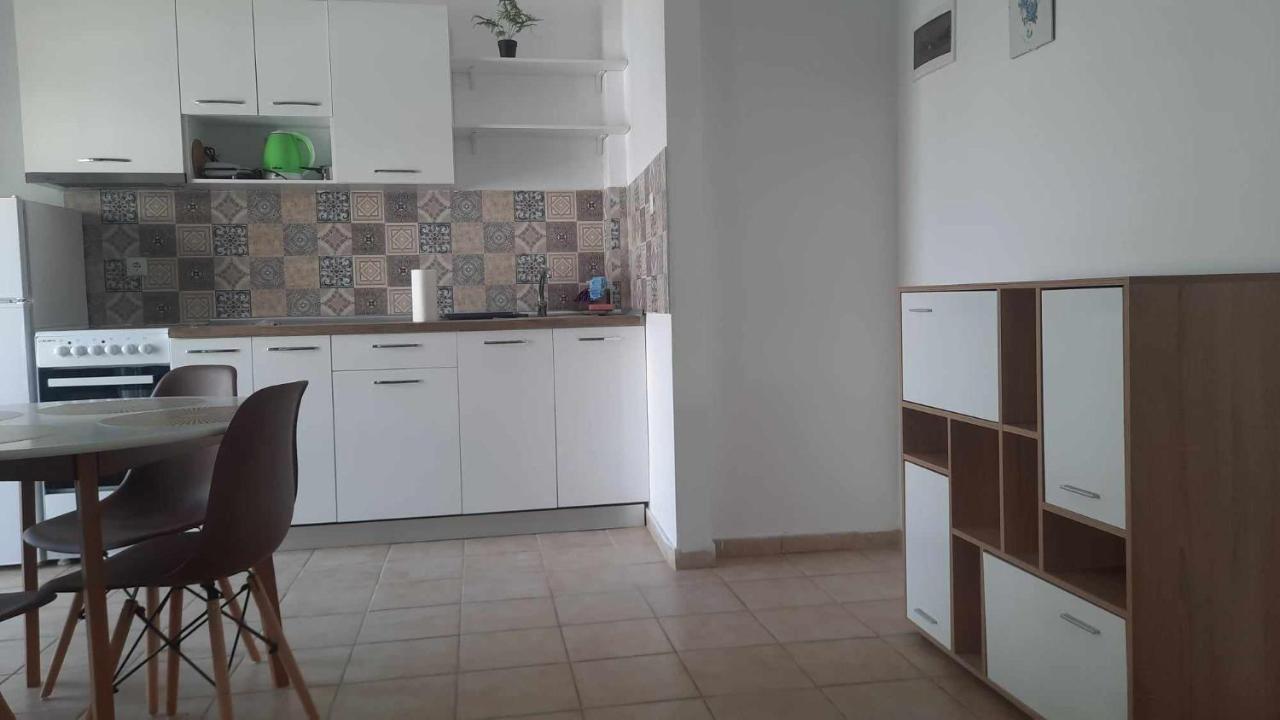 4 N-Joy Apartment Peraia  Bagian luar foto